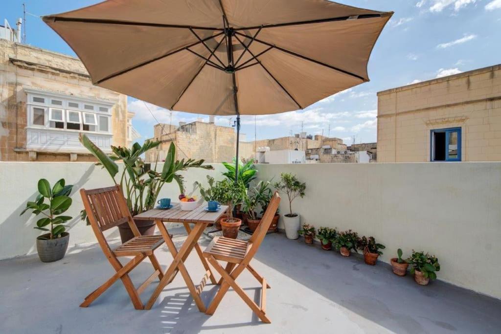 Traditional Maltese Town House In Floriana Ngoại thất bức ảnh